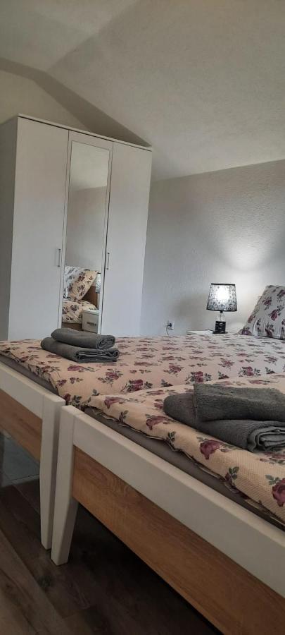 Rudanovac Apartman Karolina מראה חיצוני תמונה